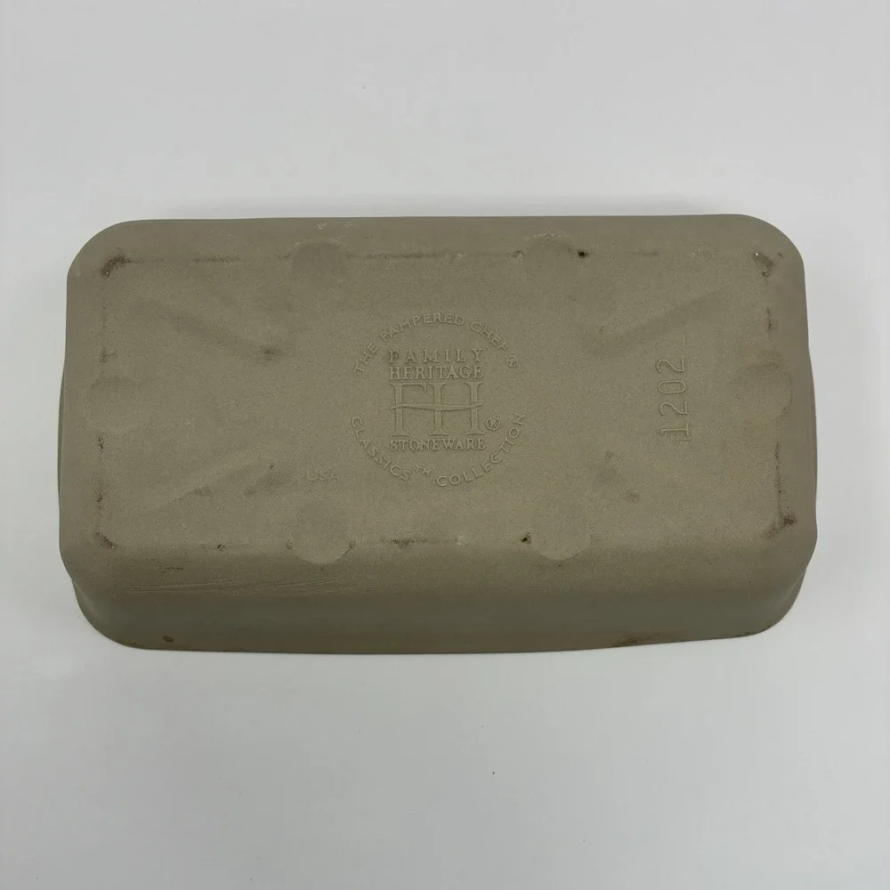 Pampered Chef Stoneware Loaf Meatloaf Baking Bread Pan #1417 Family Heritage